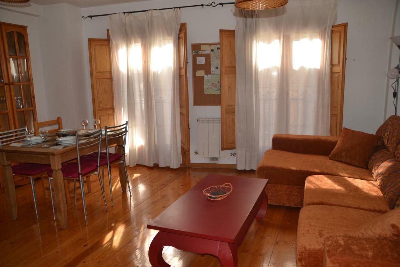 Romy Apartment Lumbier Exterior foto